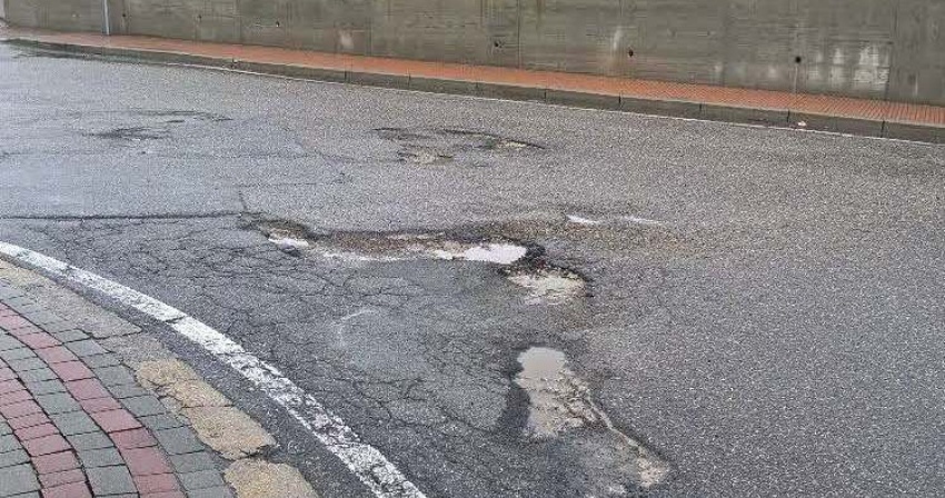 Venerdì 6 aprile i lavori di bitumatura in via Ghilarza Venerdì 6 aprile i lavori di bitumatura in via Ghilarza