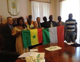 Alligator - Nasce a Oristano un'associazione di immigrati senegalesi Alligator - Nasce a Oristano un'associazione di immigrati senegalesi