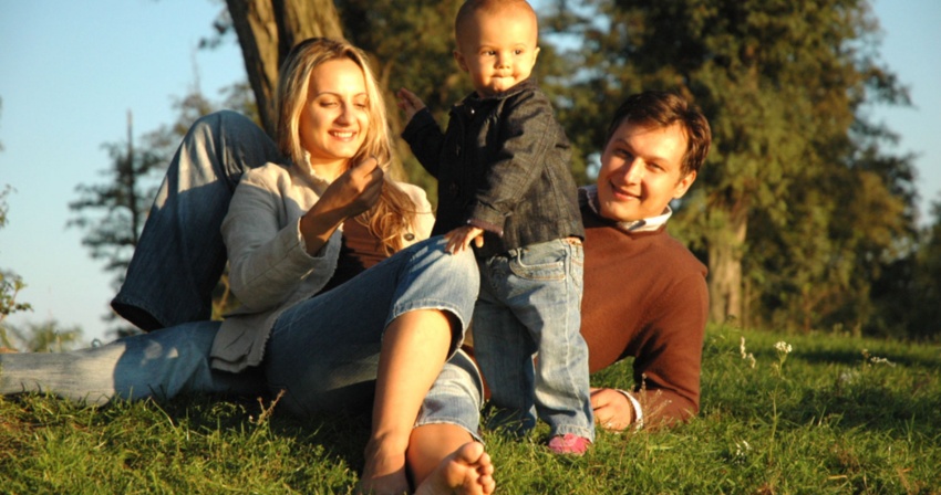 Voucher per servizi socio educativi per la prima infanzia Voucher per servizi socio educativi per la prima infanzia