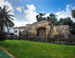 Mura medioevali © Dino Zaru Mura medioevali © Dino Zaru