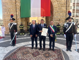 L'onorificenza a Pierina Carta L'onorificenza a Pierina Carta