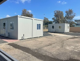 Inaugurate le casette di via Brianza, rifugio per senzatetto Inaugurate le casette di via Brianza, rifugio per senzatetto