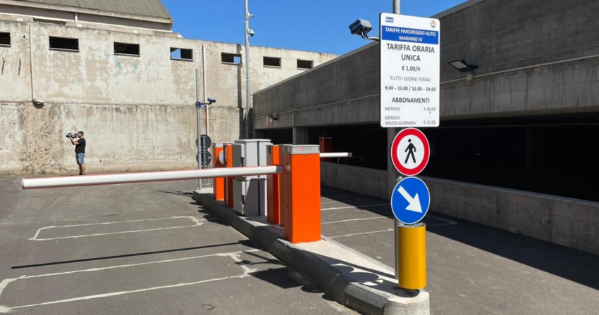 Aperto il piano seminterrato del parcheggio di via Mariano IV Aperto il piano seminterrato del parcheggio di via Mariano IV