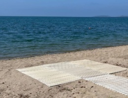 Torre Grande - Passerelle e sedie job per una spiaggia aperta a tutti Torre Grande - Passerelle e sedie job per una spiaggia aperta a tutti