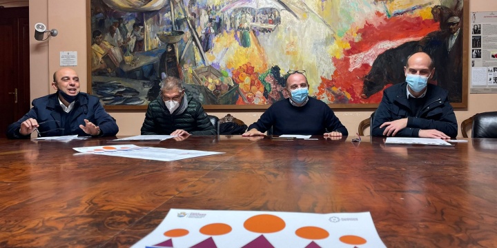 Inaugurato l'Art week. Marco Pili dona un quadro al Comune 