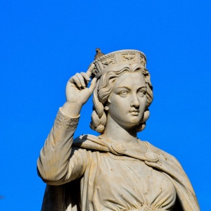 Statua di Eleonora d'Arborea © Paolo Brai