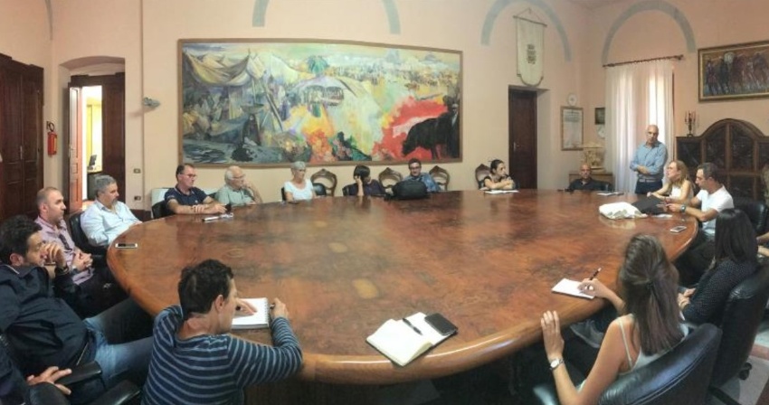 Raccolta differenziata - Una delegazione corsa in città per le buone prassi oristanesi Raccolta differenziata - Una delegazione corsa in città per le buone prassi oristanesi