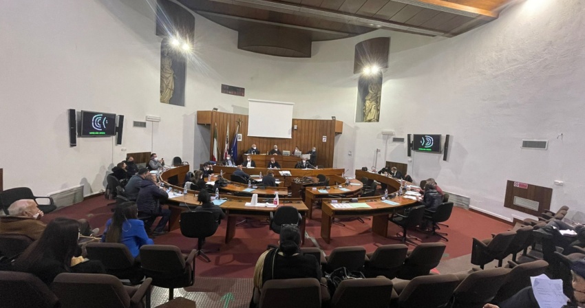 Consiglio comunale - Approvati i regolamenti su funzionamento del Consiglio, biblioteca, imposta di soggiorno e controlli interni Consiglio comunale - Approvati i regolamenti su funzionamento del Consiglio, biblioteca, imposta di soggiorno e controlli interni