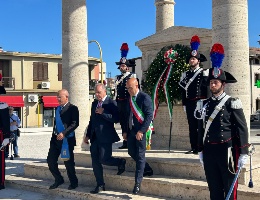 2 giugno 2025 - L'omaggio delle istituzioni ai caduti 2 giugno 2025 - L'omaggio delle istituzioni ai caduti