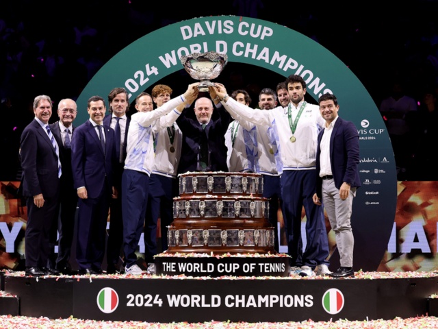 La Coppa Davis e la Billie Jean King Cup in mostra a Torre Grande La Coppa Davis e la Billie Jean King Cup in mostra a Torre Grande