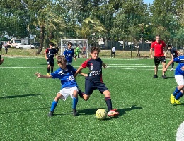 Parco sportivo di Torangius - Giovani calciatori in campo Parco sportivo di Torangius - Giovani calciatori in campo