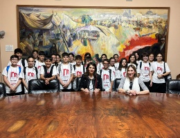 i volontari di monumenti aperti 2023 impegnati a palazzo campus colonna i volontari di monumenti aperti 2023 impegnati a palazzo campus colonna