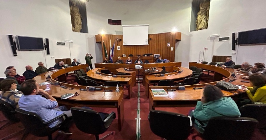 l'assemblea con le associazioni ambientaliste l'assemblea con le associazioni ambientaliste